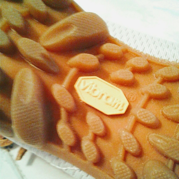 MERRELL Marina Ivory Vibram Sole Leather Moccasins - Picture 6 of 8